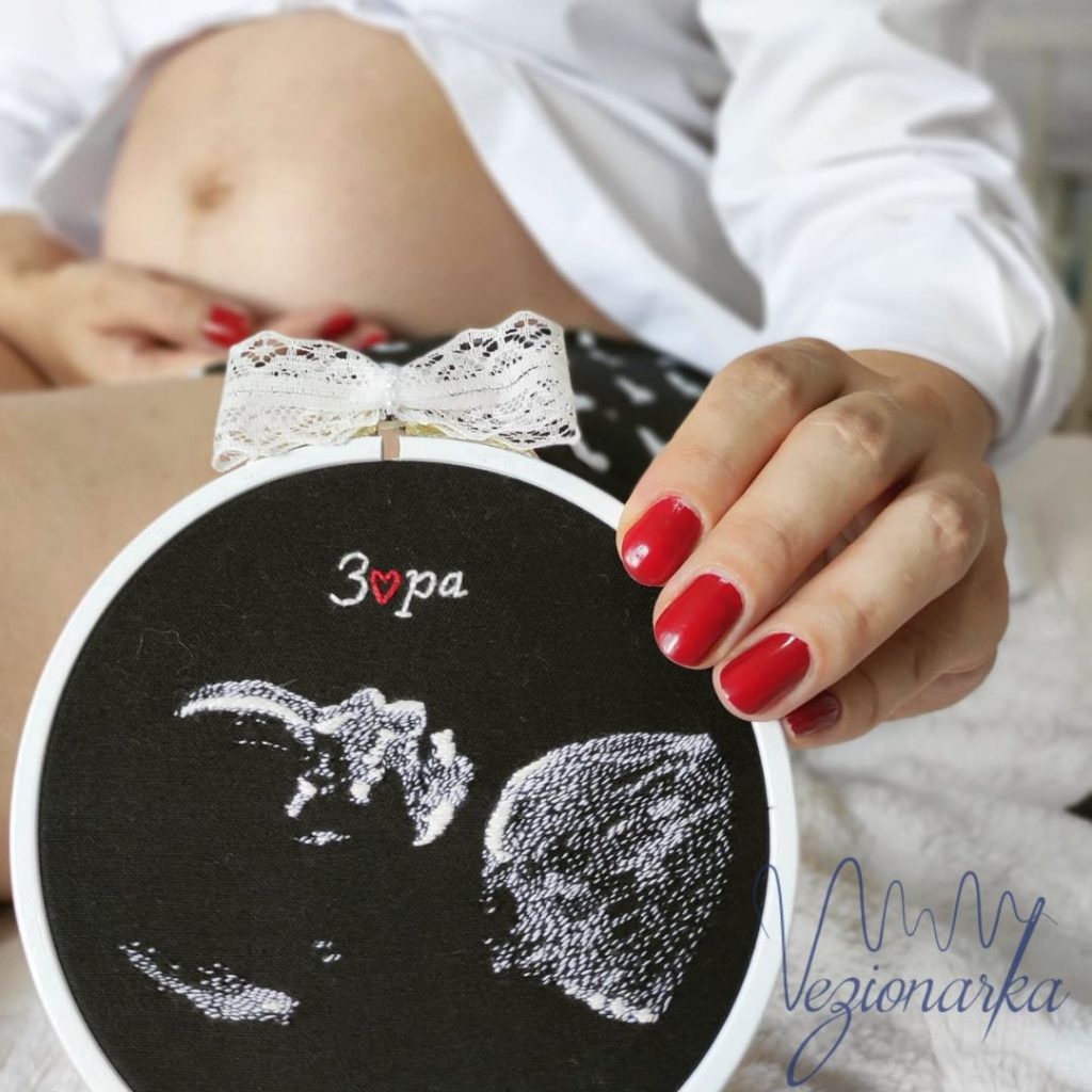 Vez ultrazvuka okrugli ram (18) Unikatni poklon za sestru - vez ultrazvuka bebe